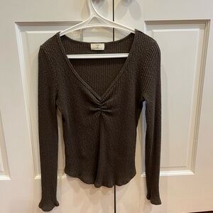 Anthropologie sleeve, v-neck, ribbed top, size small, T.La brand